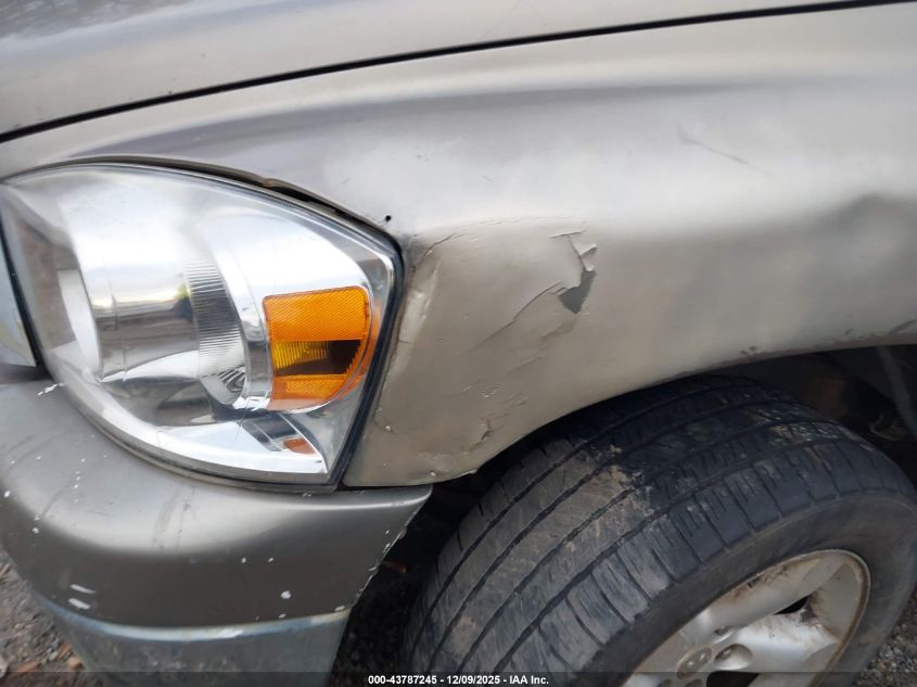 2007 Dodge Ram 1500 Slt/Trx4 Off Road/Sport VIN: 1D7HU18297J558183 Lot: 43787245