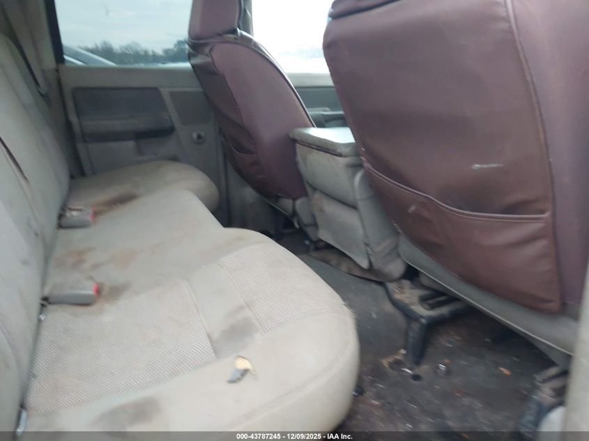 2007 Dodge Ram 1500 Slt/Trx4 Off Road/Sport VIN: 1D7HU18297J558183 Lot: 43787245