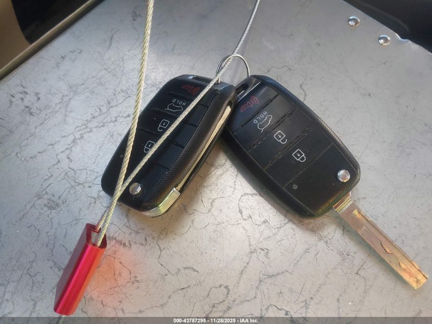 2019 Kia Sorento 2.4L Lx VIN: 5XYPG4A39KG513495 Lot: 43787295