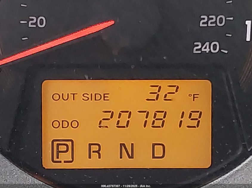 2007 Toyota Rav4 Limited V6 VIN: JTMBK31V675037145 Lot: 43787307