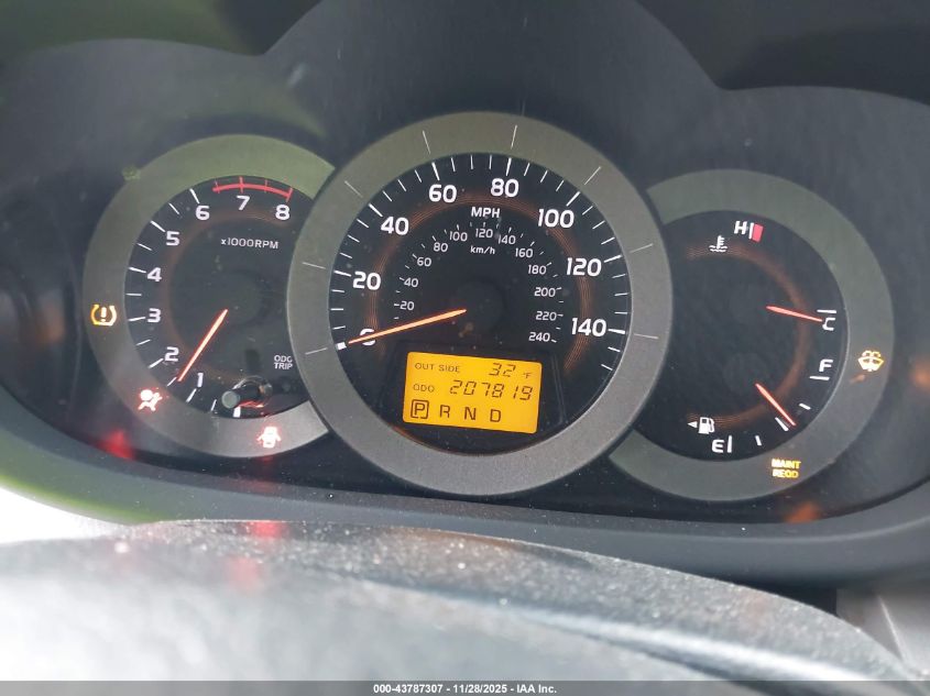 2007 Toyota Rav4 Limited V6 VIN: JTMBK31V675037145 Lot: 43787307