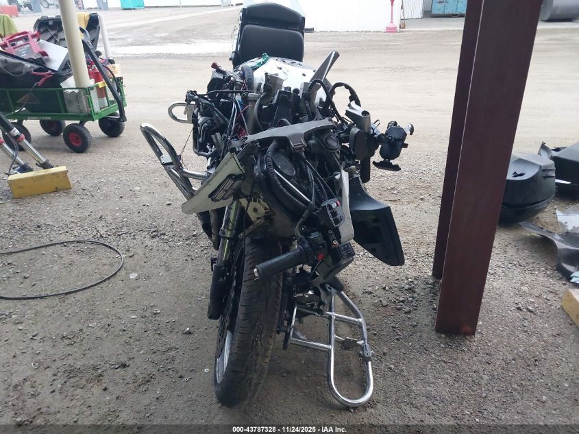 2011 Kawasaki Zg1400 C VIN: JKBZGNC14BA006570 Lot: 43787328