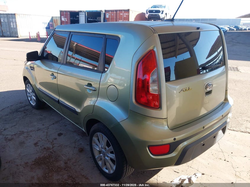 KNDJT2A61C7385607 2012 KIA SOUL photo no. 3