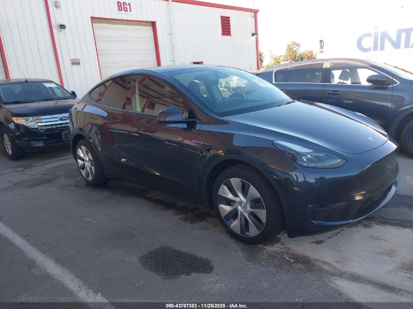 TESLA MODEL Y LONG RANGE DUAL MOTOR ALL-WHEEL DRIVE