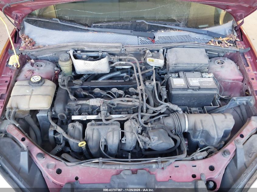 2005 Ford Focus Zx5 VIN: 3FAFP37N85R136818 Lot: 43787367