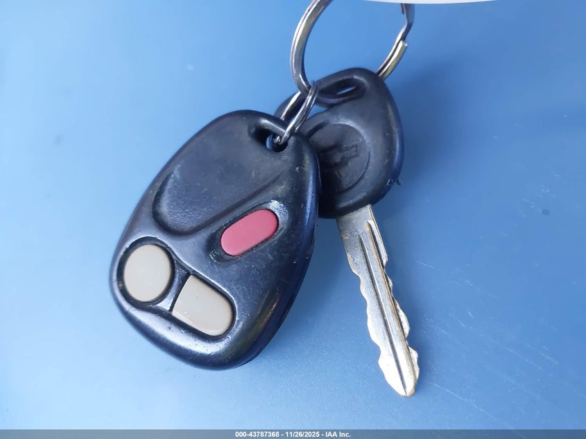 2002 Chevrolet Tahoe Ls VIN: 1GNEC13V82R297583 Lot: 43787368