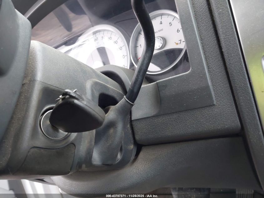 2005 Dodge Dakota Laramie VIN: 1D7HW58N95S228028 Lot: 43787371