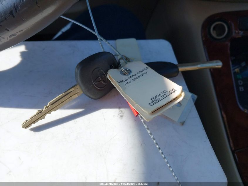 2006 Toyota Highlander Hybrid Limited V6 VIN: JTEDW21A960013241 Lot: 43787380