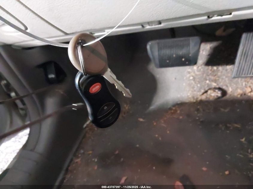 2002 Chrysler Pt Cruiser Limited VIN: 3C8FY68B52T233338 Lot: 43787397