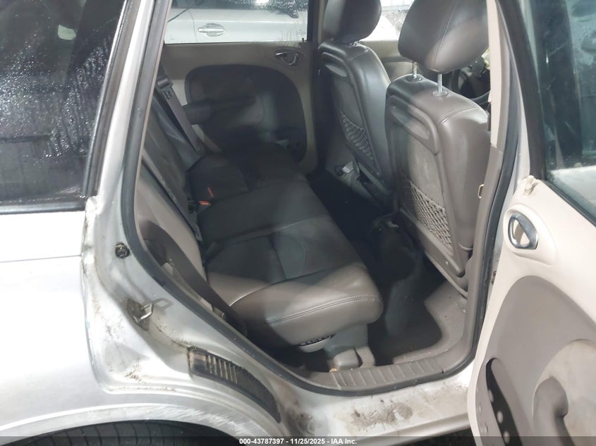 2002 Chrysler Pt Cruiser Limited VIN: 3C8FY68B52T233338 Lot: 43787397