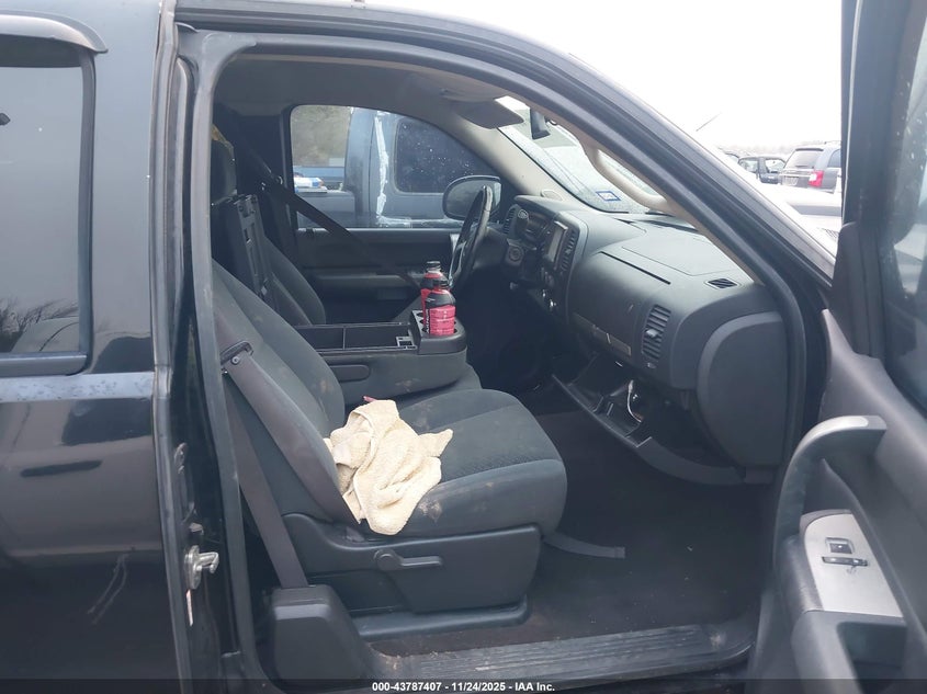 1GTEC19J28Z319504 2008 GMC SIERRA photo no. 5