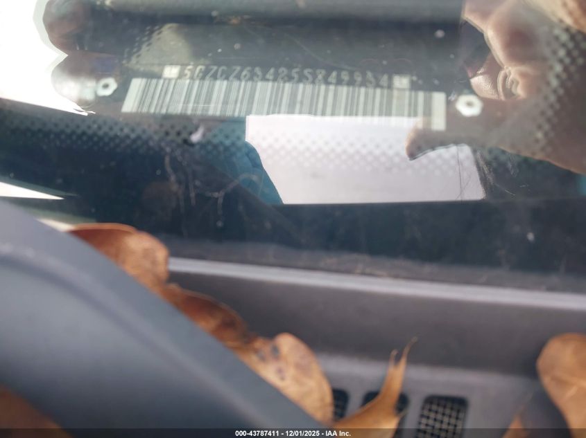 2005 Saturn Vue V6 VIN: 5GZCZ63425S849934 Lot: 43787411