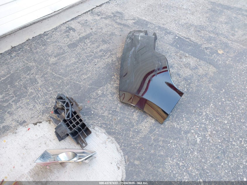 2008 Ford Edge Sel VIN: 2FMDK38C98BA51904 Lot: 43787433