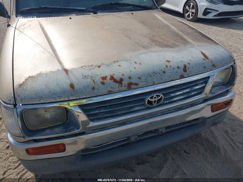 1996 Toyota Tacoma Xtracab VIN: 4TAVL52N0TZ150639 Lot: 43787472