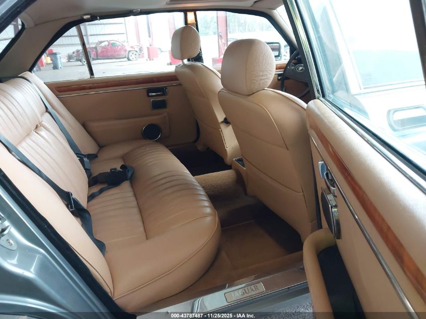 1987 Jaguar Xj6 VIN: SAJAV1343HC472912 Lot: 43787487