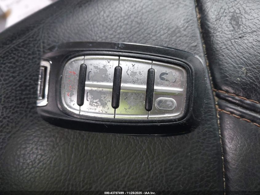 2019 Chrysler Pacifica Touring L VIN: 2C4RC1BG0KR650938 Lot: 43787499