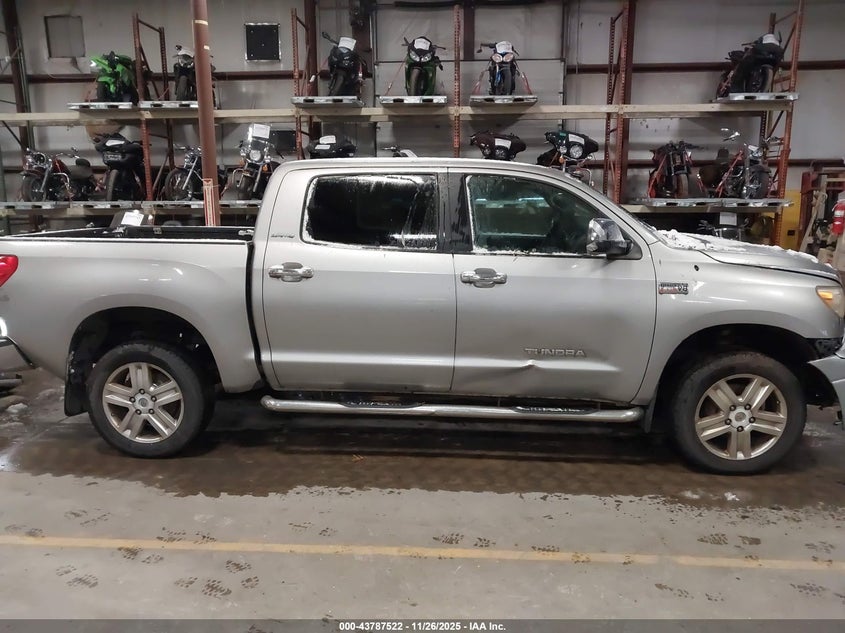 2007 Toyota Tundra Limited 5.7L V8 VIN: 5TBDV58117S472821 Lot: 43787522