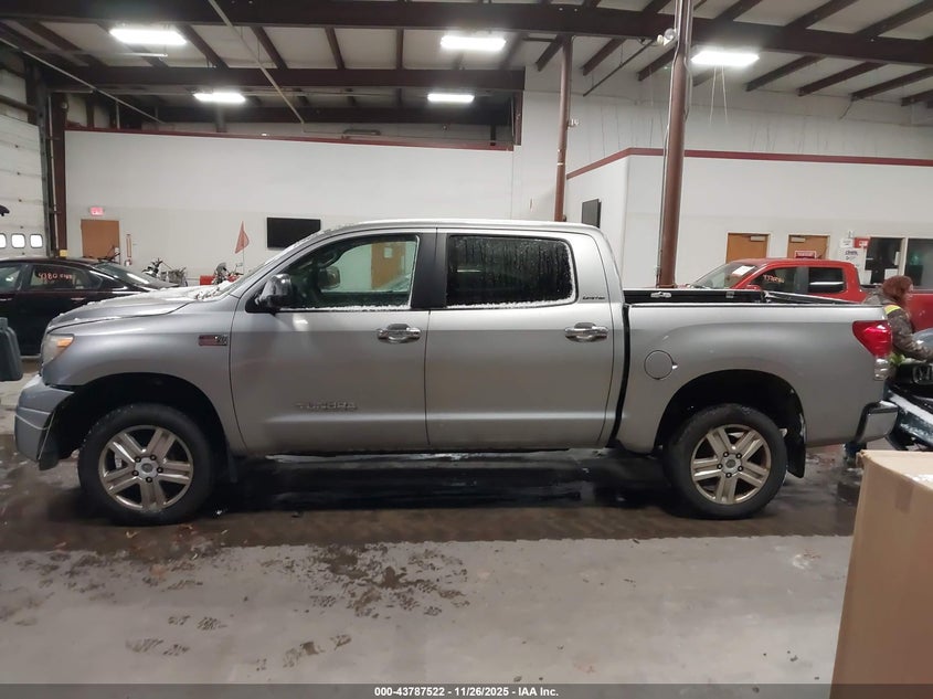 2007 Toyota Tundra Limited 5.7L V8 VIN: 5TBDV58117S472821 Lot: 43787522