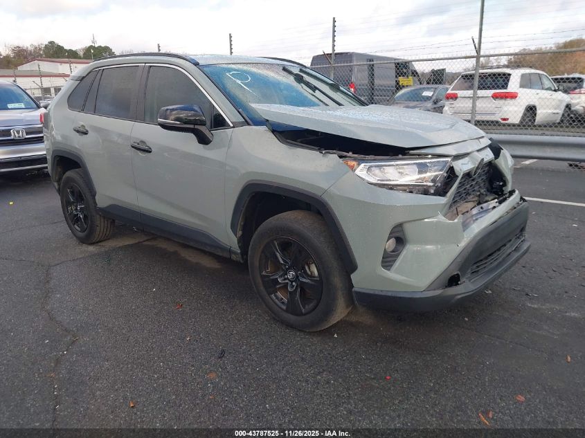 TOYOTA RAV4 XLE