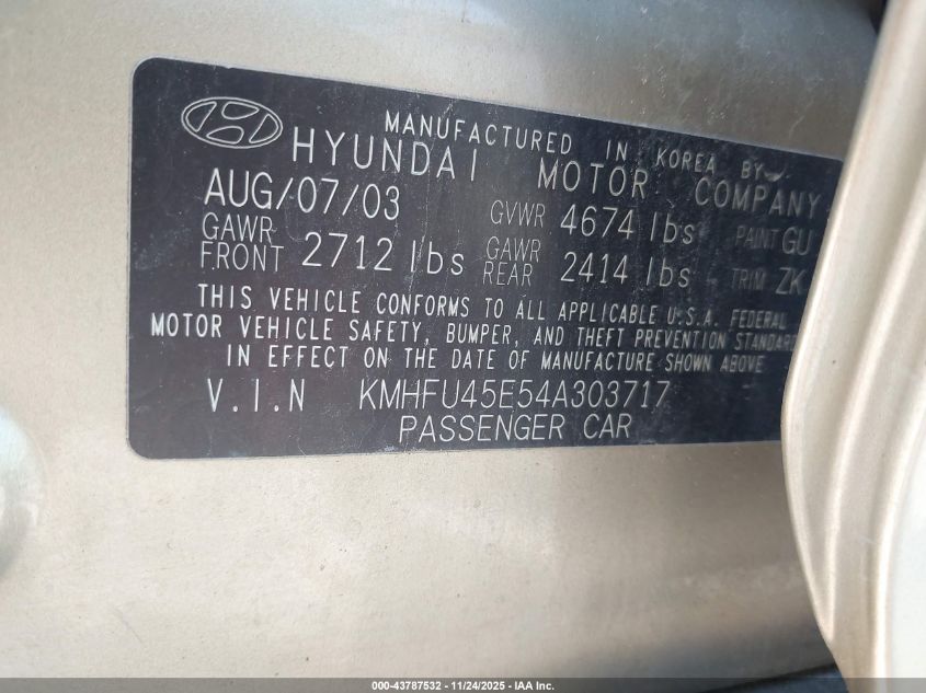 KMHFU45E54A303717 2004 HYUNDAI XG photo no. 9
