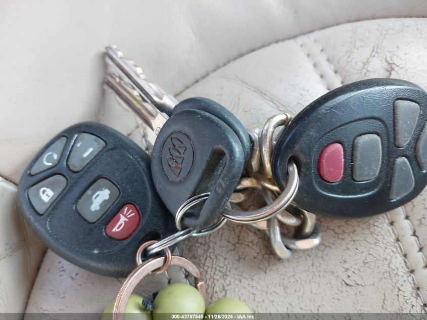 2008 Buick Lucerne Cxl VIN: 1G4HD572X8U194757 Lot: 43787545