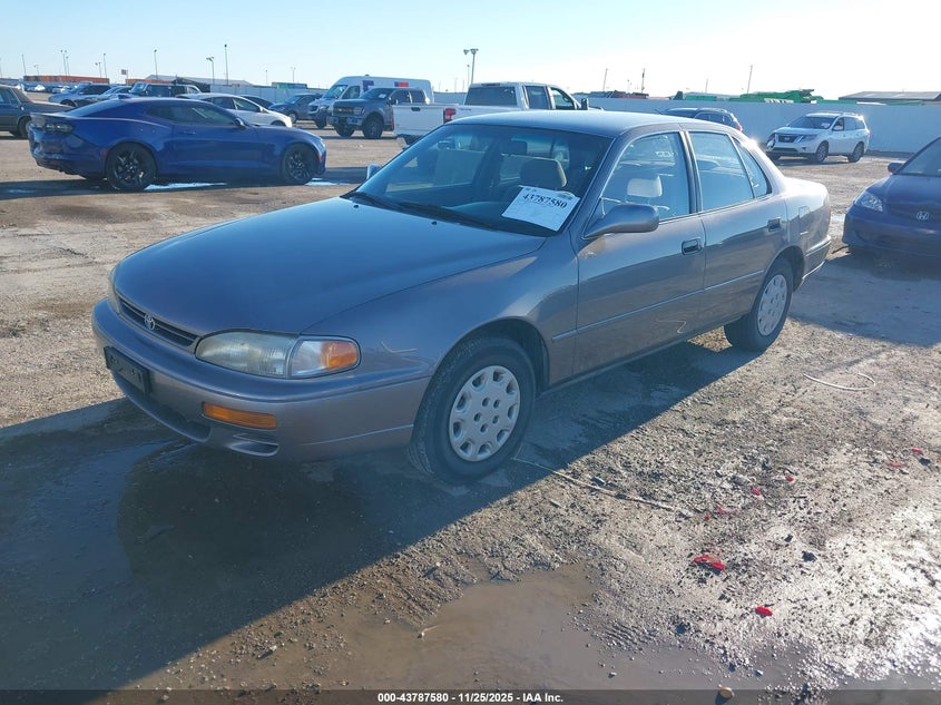 JT2BG12K0T0373058 1996 TOYOTA CAMRY photo no. 2