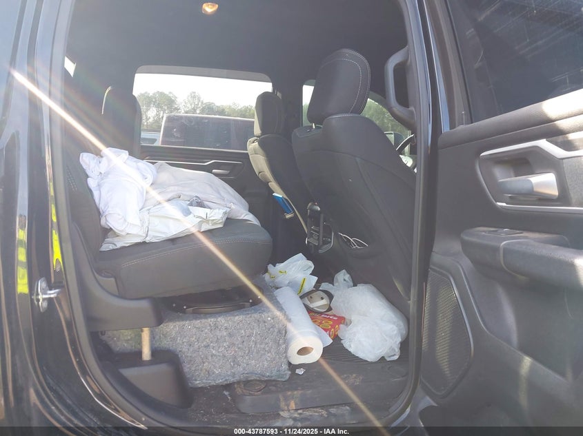 2020 Ram 1500 Big Horn 4X4 5'7 Box VIN: 1C6SRFFT3LN221531 Lot: 43787593