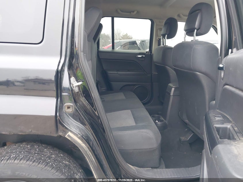 1C4NJRAB9CD658260 2012 JEEP LIBERTY (PATRIOT) photo no. 8