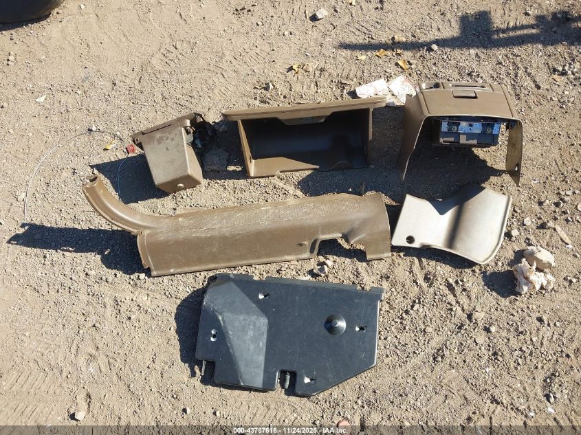 2002 Honda Cr-V Ex VIN: JHLRD78822C065323 Lot: 43787616