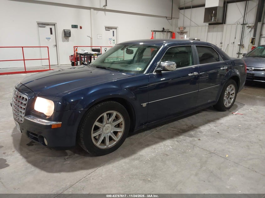 2C3JA63H55H576907 2005 CHRYSLER 300C photo no. 2