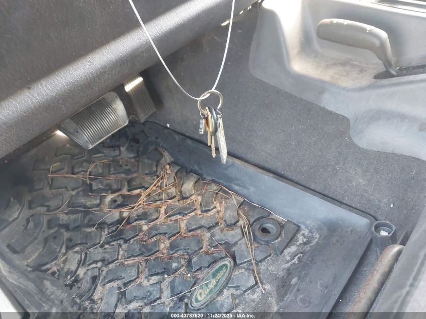 2002 Jeep Wrangler Sport VIN: 1J4FA49S72P750700 Lot: 43787620