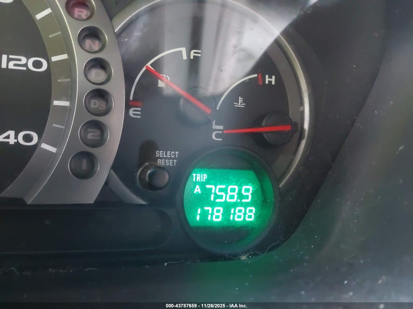 2004 Honda Pilot Ex-L VIN: 5FNYF185X4B008654 Lot: 43787659