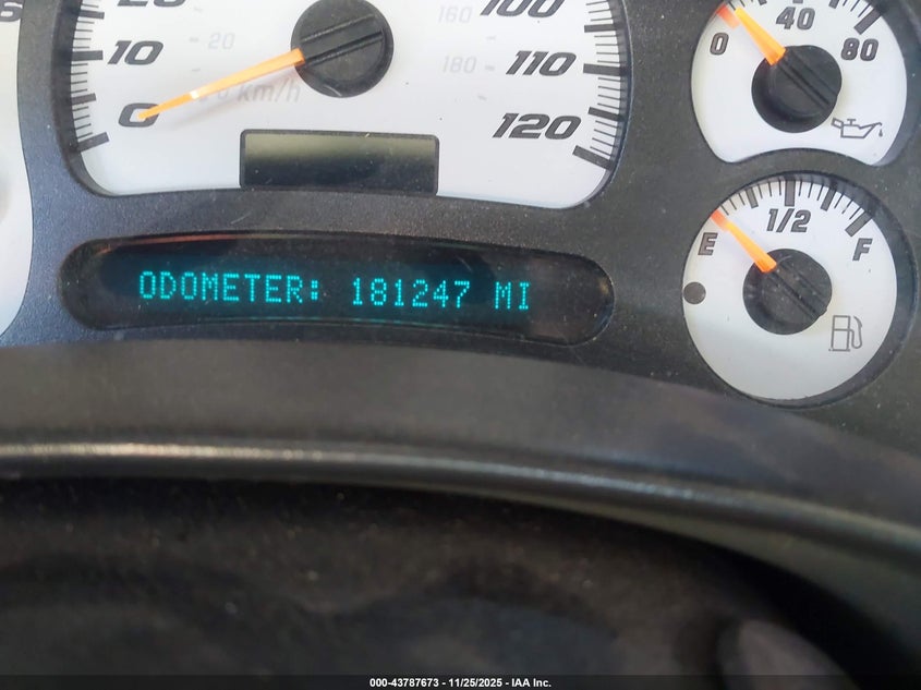 2001 Chevrolet Silverado 1500 Ls VIN: 2GCEC19T211223937 Lot: 43787673