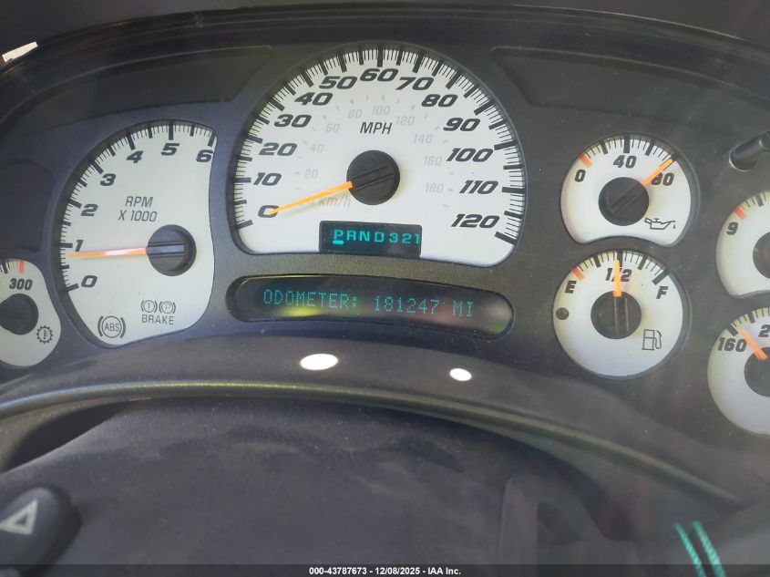 2001 Chevrolet Silverado 1500 Ls VIN: 2GCEC19T211223937 Lot: 43787673