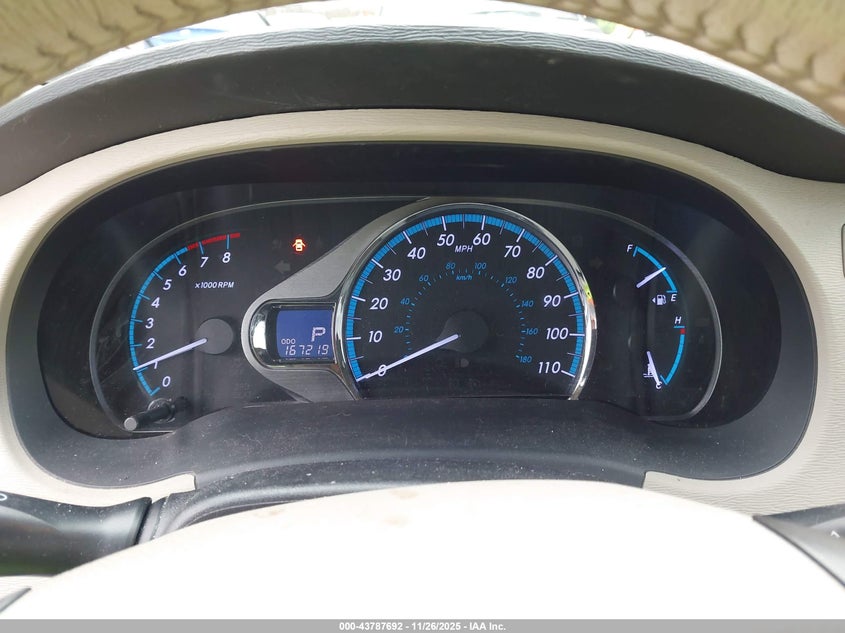 2011 Toyota Sienna Xle V6 VIN: 5TDYK3DC7BS115696 Lot: 43787692