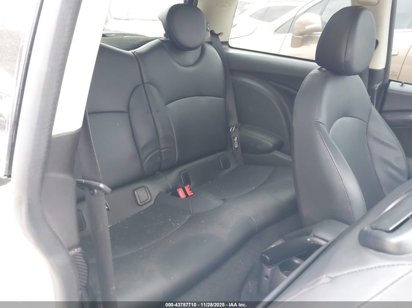 2011 Mini Cooper S VIN: WMWSV3C57BTY12719 Lot: 43787710