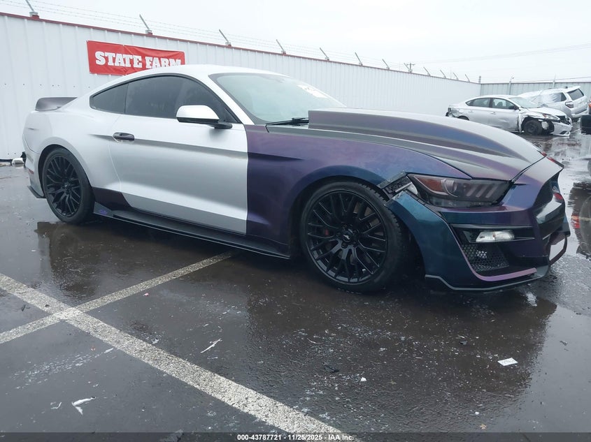 FORD MUSTANG GT PREMIUM