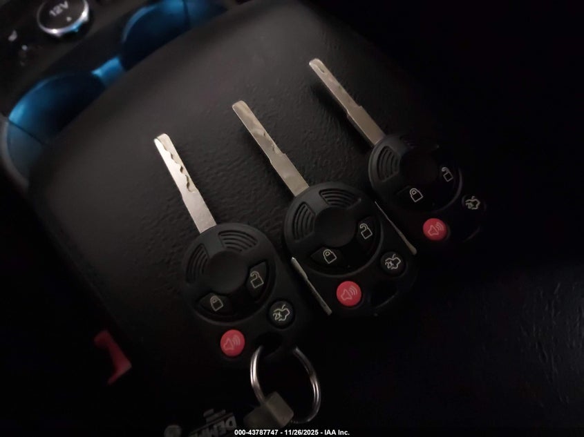 2012 Ford Focus Sel VIN: 1FAHP3M27CL421590 Lot: 43787747