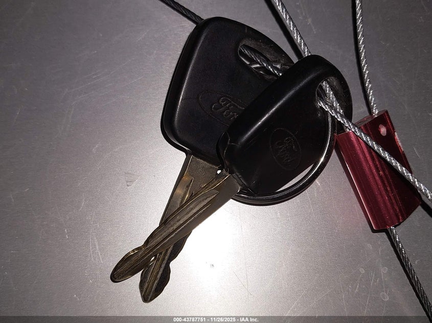 1999 Ford F-150 Lariat/Work Series/Xl/Xlt VIN: 2FTRX18WXXCA94439 Lot: 43787751