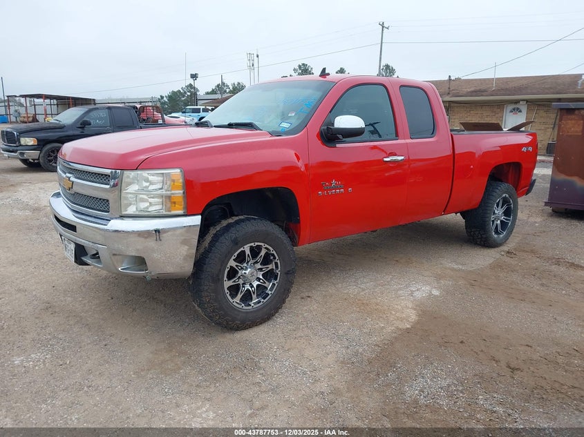 1GCRKSE73DZ129676 2013 CHEVROLET SILVERADO photo no. 2
