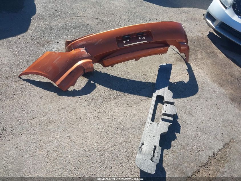 2006 Hyundai Tiburon Gt/Gt Limited/Se VIN: KMHHN65F96U221775 Lot: 43787759