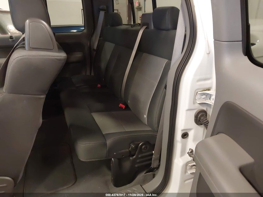 2007 Ford F-150 Fx4/Lariat/Xl/Xlt VIN: 1FTPX14V47FB09302 Lot: 43787817