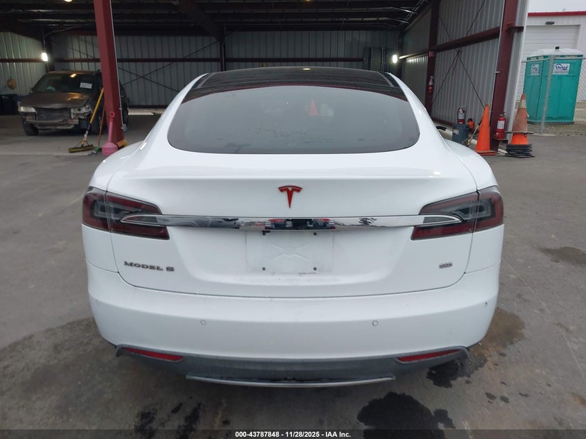 2015 Tesla Model S 60/70/85 VIN: 5YJSA1H11FFP75622 Lot: 43787848