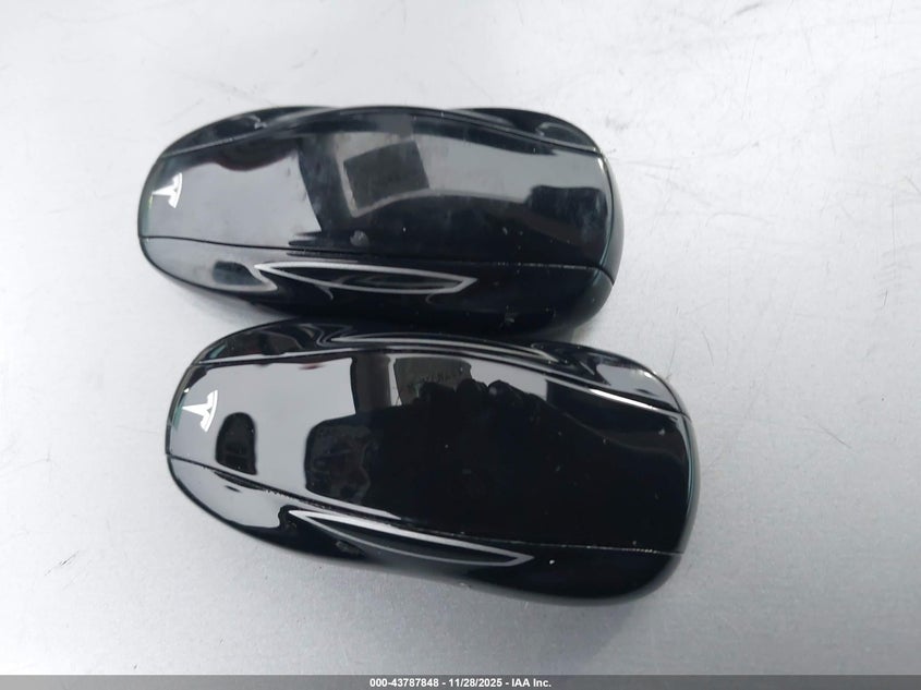 2015 Tesla Model S 60/70/85 VIN: 5YJSA1H11FFP75622 Lot: 43787848