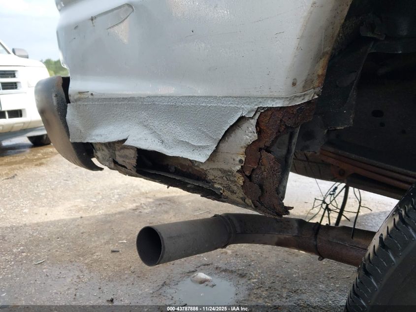 2002 Ford E-250 Commercial/Recreational VIN: 1FTNE24L52HA37024 Lot: 43787886