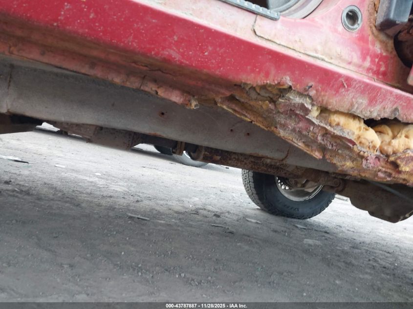 2000 Jeep Cherokee Sport VIN: 1J4FF48S7YL220990 Lot: 43787887