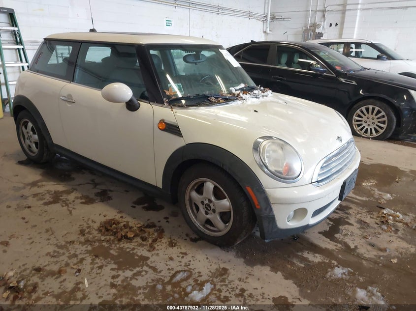 WMWMF33509TU70806 2009 Mini Cooper auction photo 1