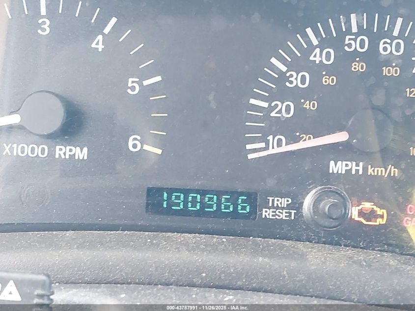 2001 Jeep Cherokee Sport VIN: 1J4FF48S01L571228 Lot: 43787991