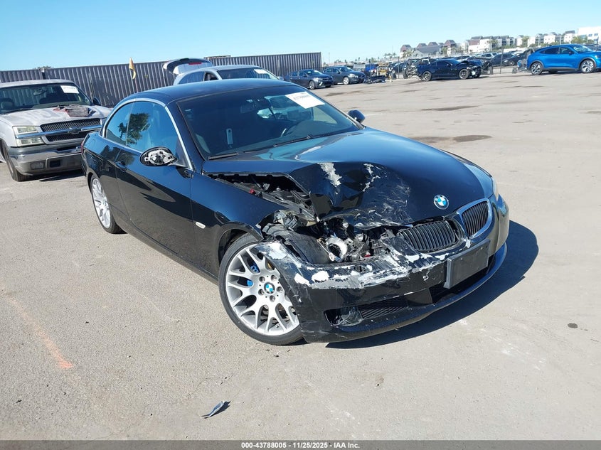 2008 BMW 328I VIN: WBAWR33598P153677 Lot: 43788005