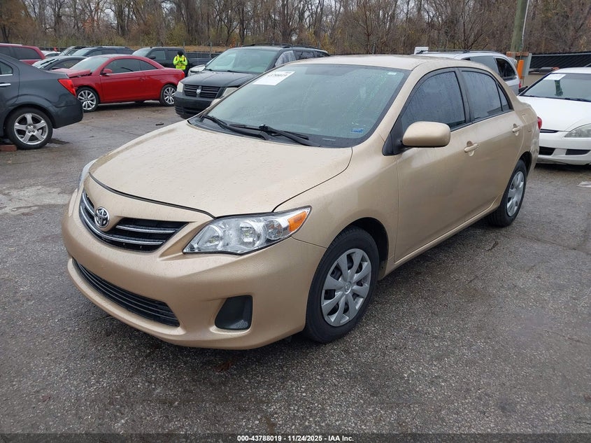 JTDBU4EE0B9158653 2011 TOYOTA COROLLA photo no. 2